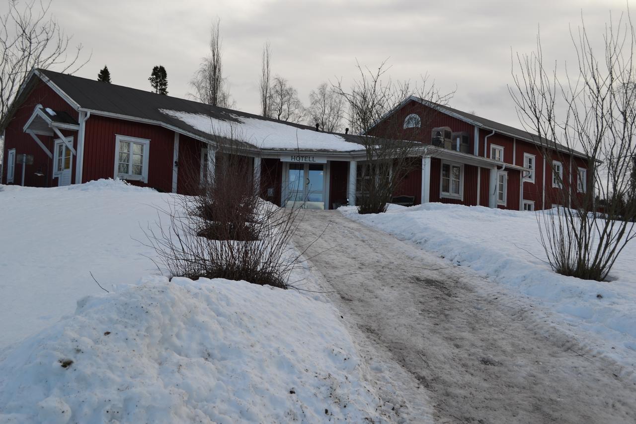Juthbacka Hotell Uusikaarlepyy エクステリア 写真
