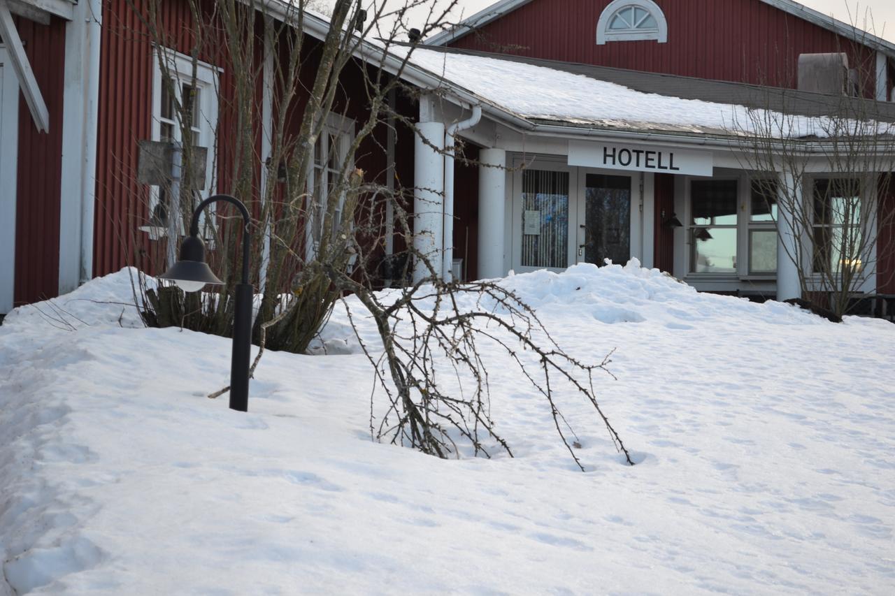 Juthbacka Hotell Uusikaarlepyy エクステリア 写真